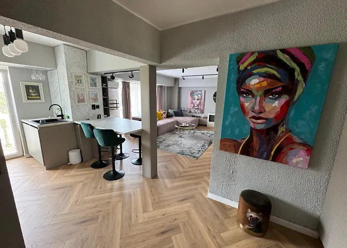 Apartament lux vedere Rond Alba Iulia Bucureşti